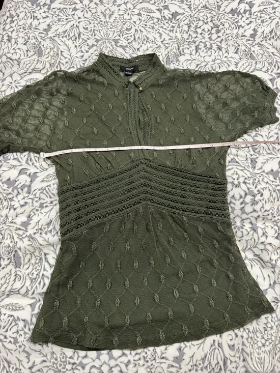 Alfani Olive Crochet Lace Mock-Neck Short Sleeve Top size M - Picture 5 of 9